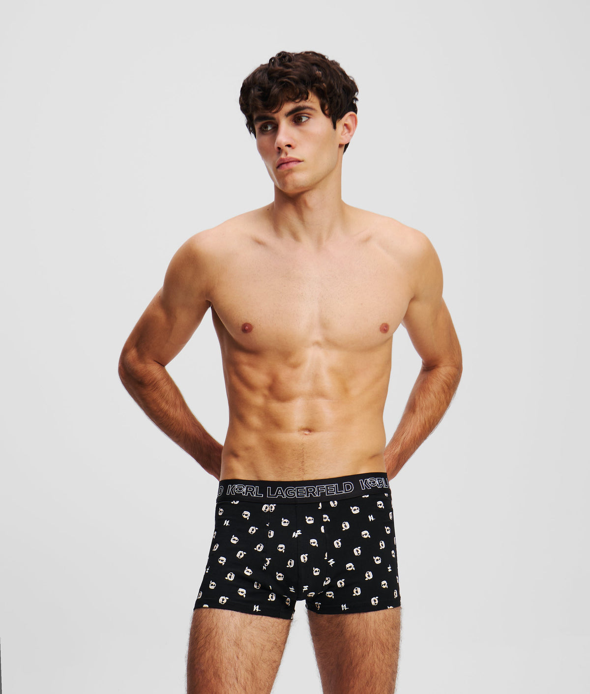 IKON TRUNK AND SOCKS GIFT SET