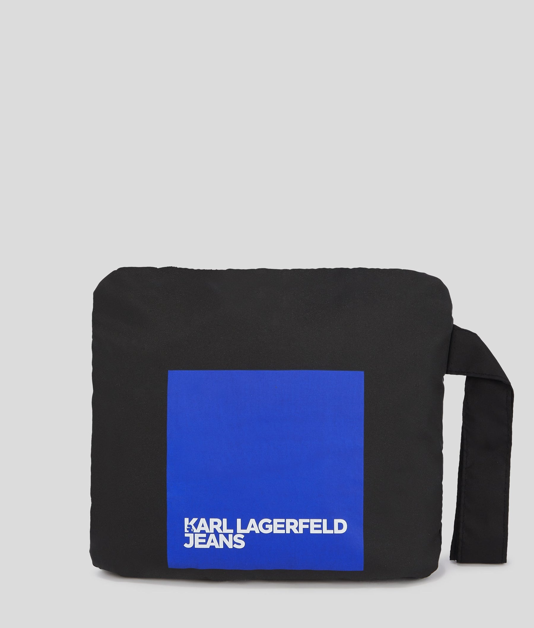 BOX LOGO HOODED PONCHO