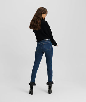 HIGH-RISE SKINNY JEANS