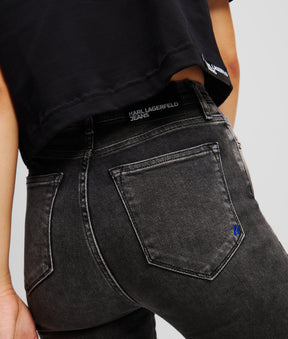 HIGH-RISE SKINNY JEANS