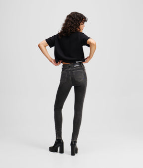 HIGH-RISE SKINNY JEANS