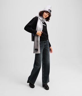 MID-RISE RELAXED JEANS