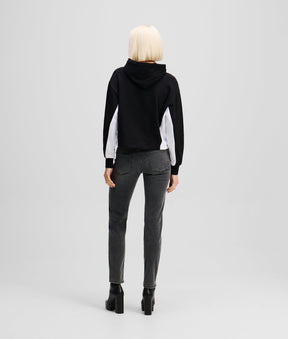 MID-RISE SLIM JEANS