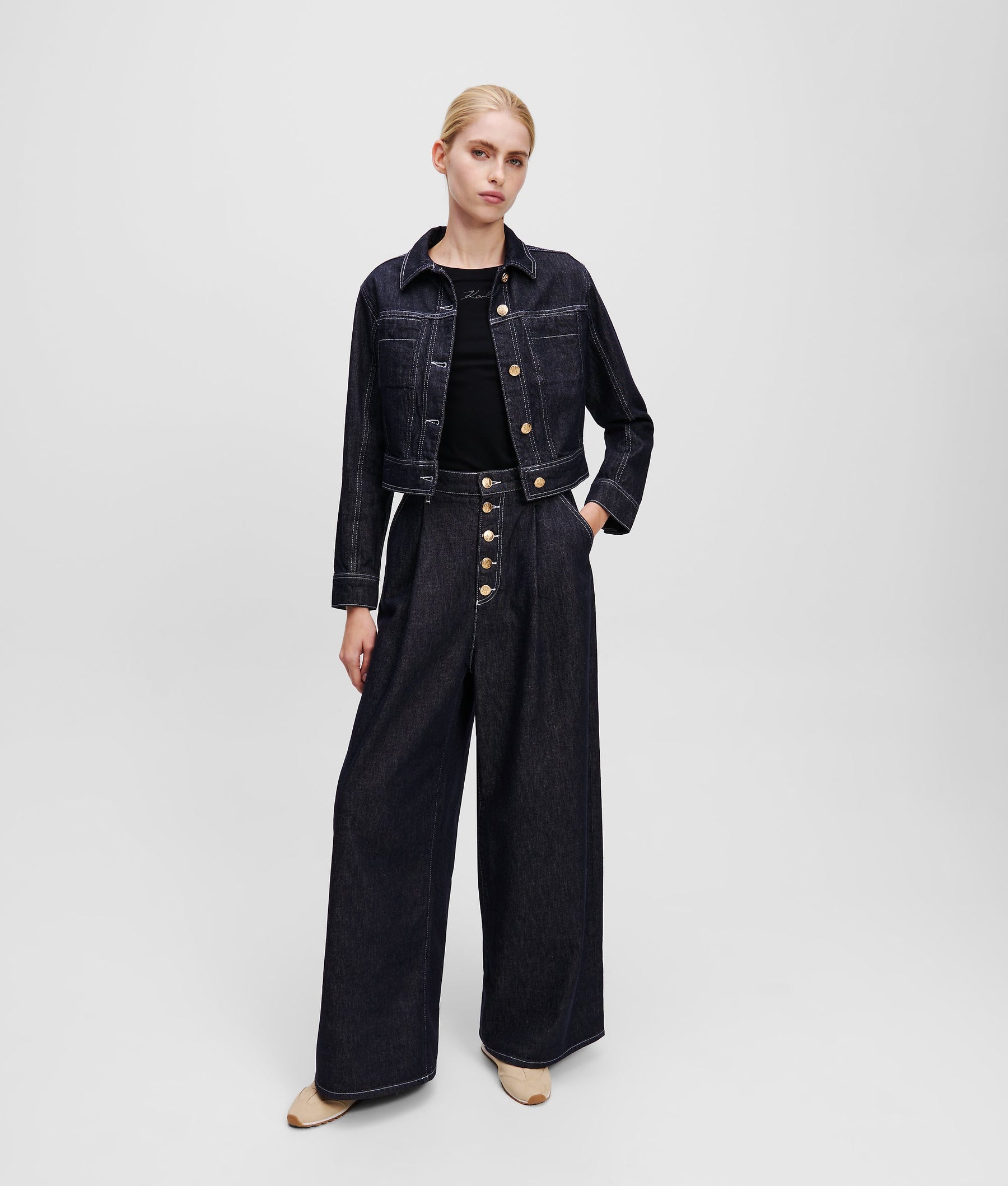 BUTTON-FLY WIDE-LEG JEANS