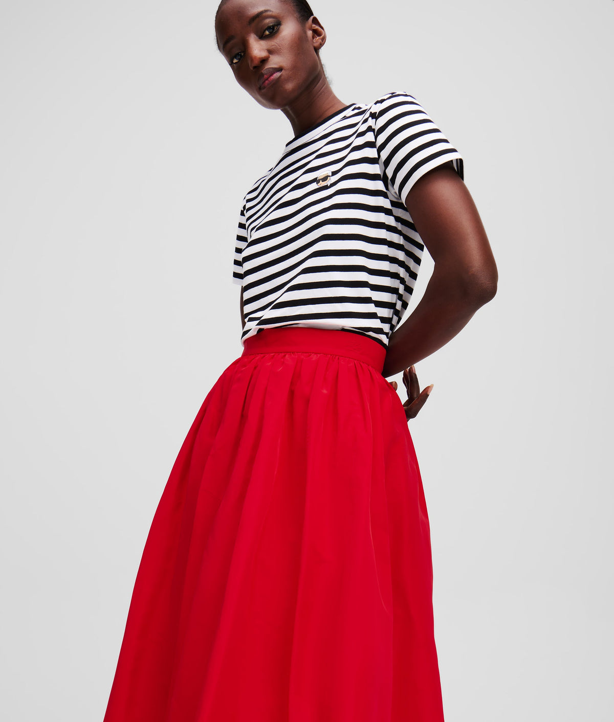 VOLUMINOUS MIDI SKIRT