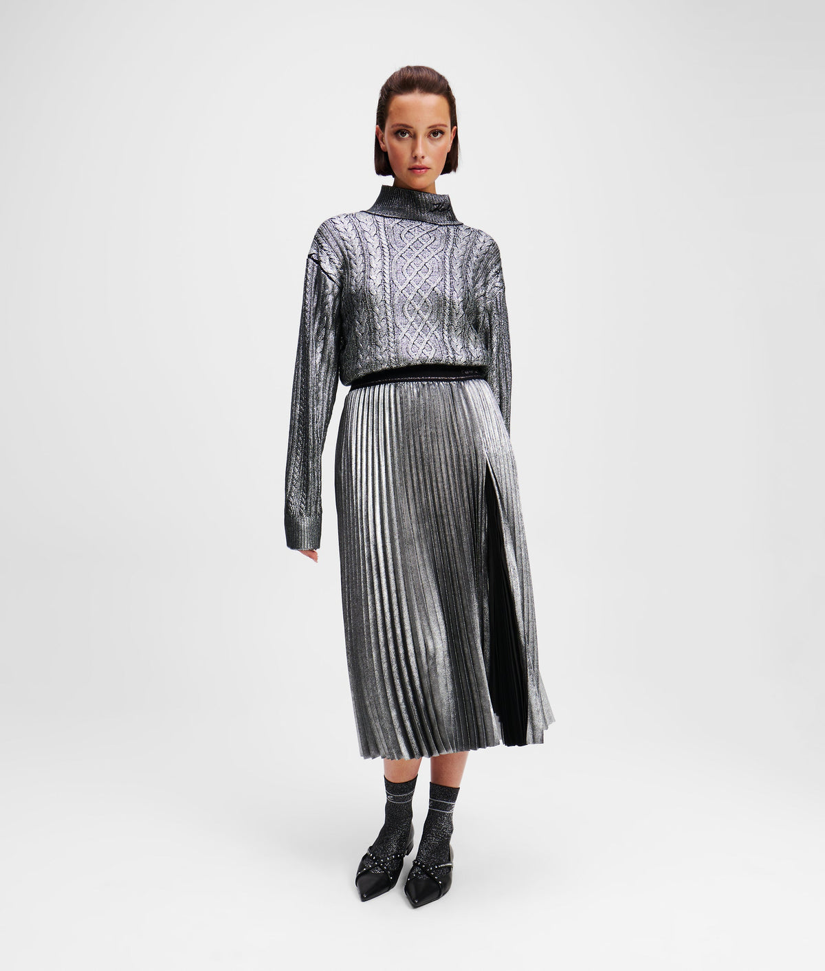 METALLIC PLEATED SKIRT