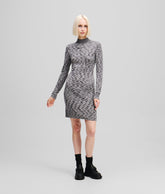 LONG-SLEEVED KNIT DRESS