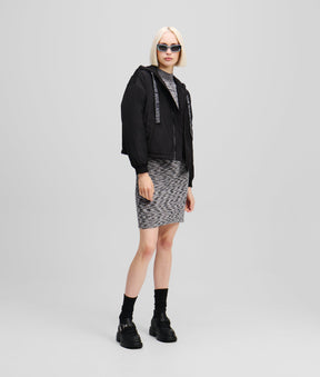 LONG-SLEEVED KNIT DRESS