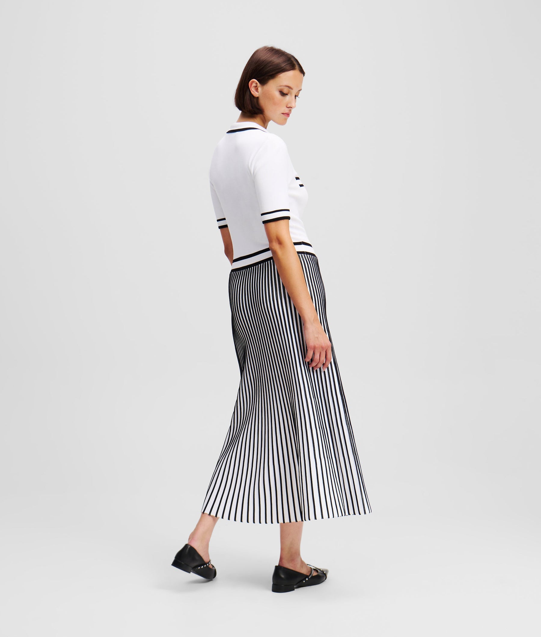 KARL ESSENTIAL PLEATED KNIT DRESS