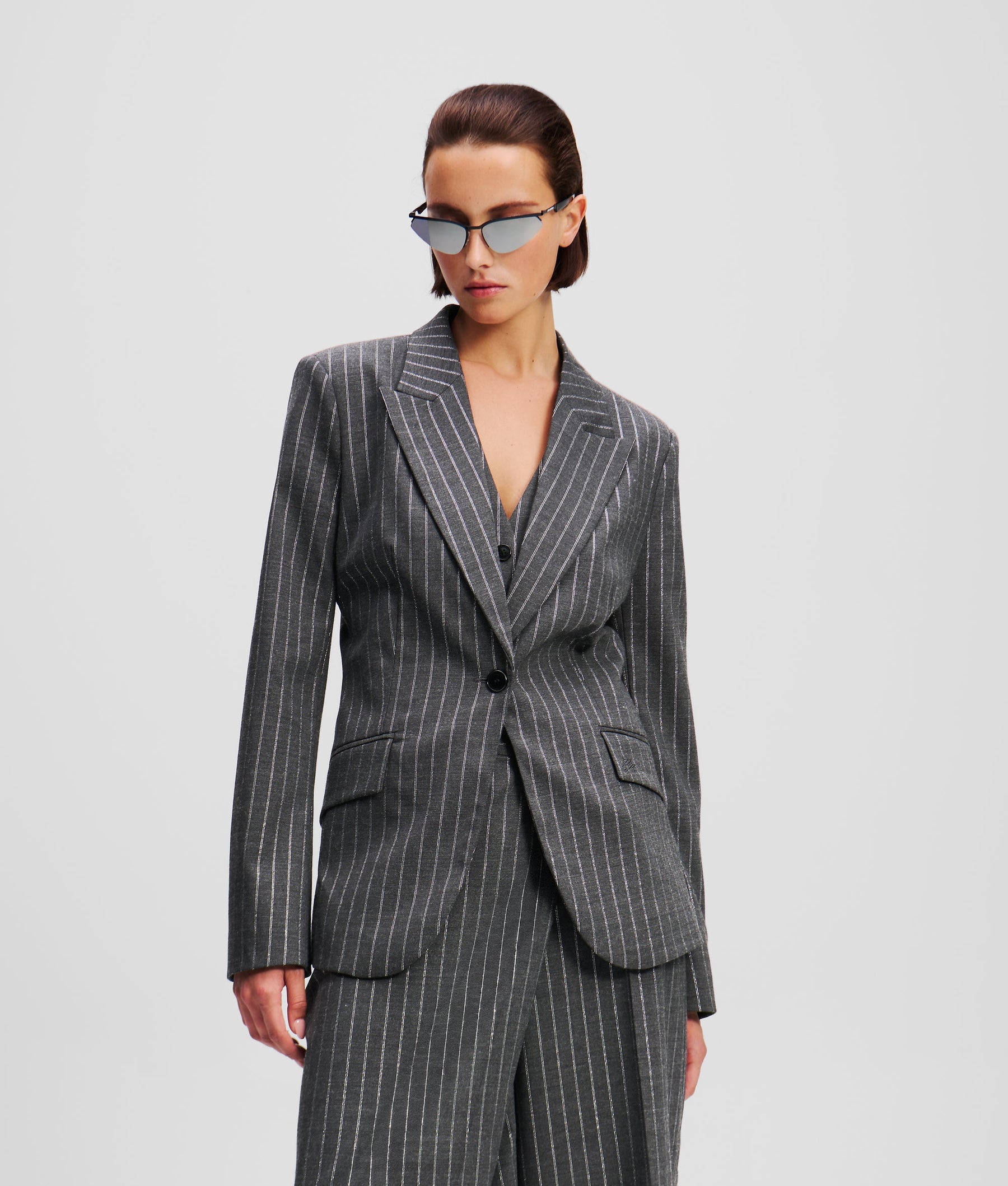METALLIC PINSTRIPE BLAZER