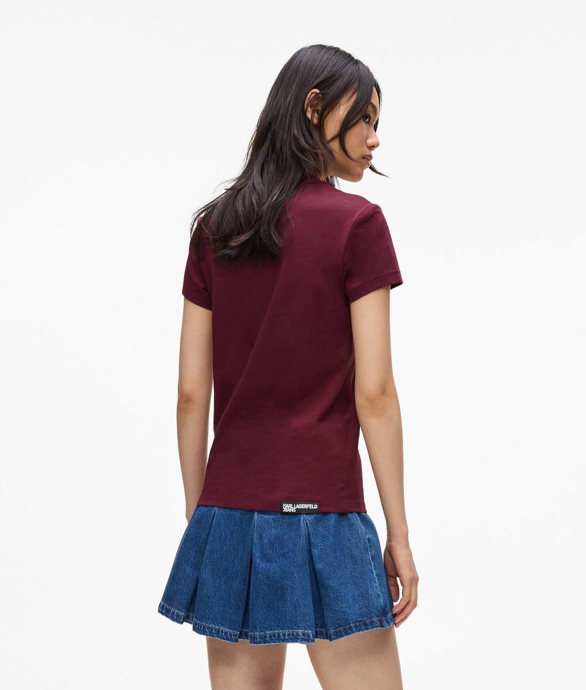 SLIM-FIT T-SHIRT