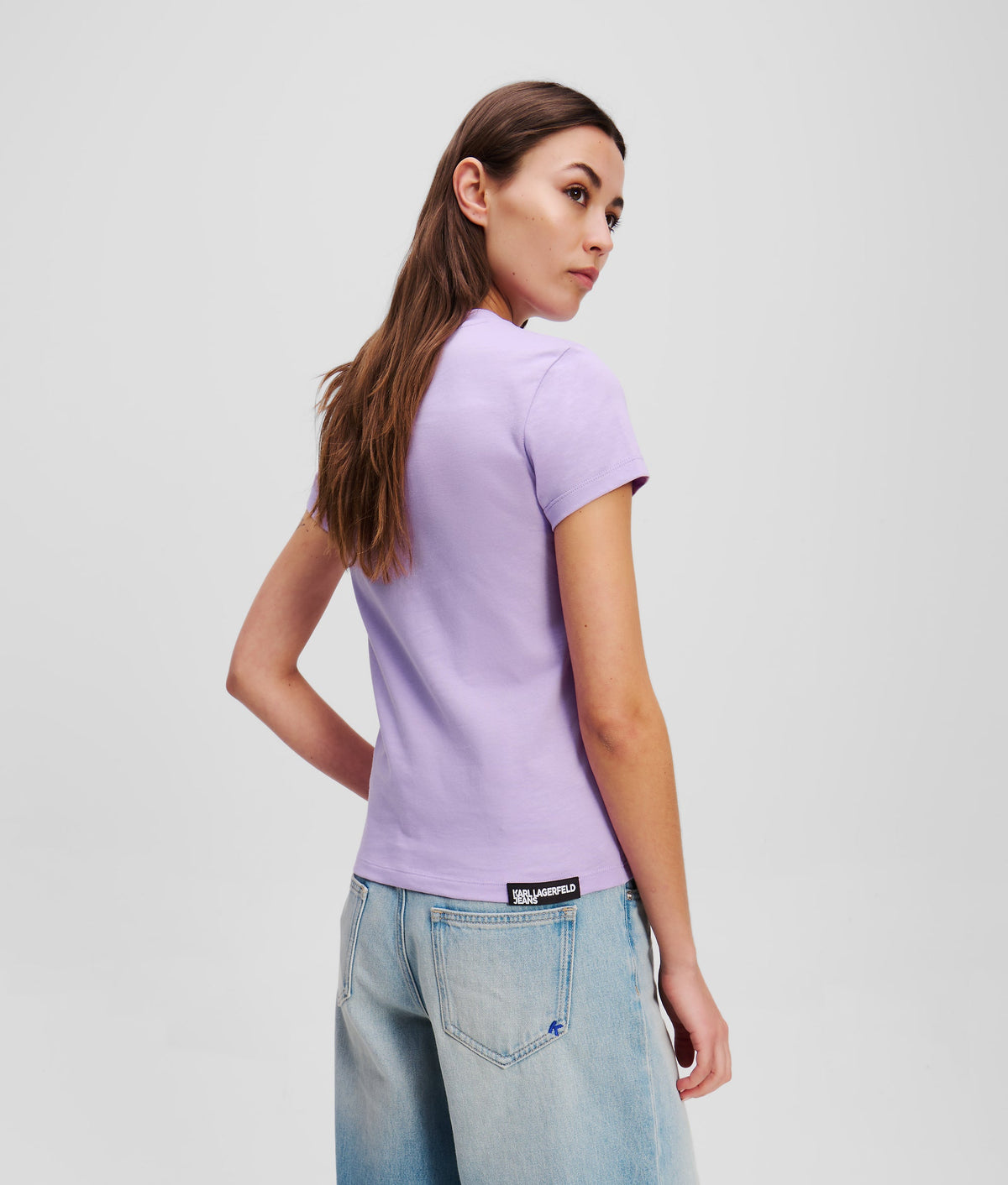 SLIM-FIT T-SHIRT