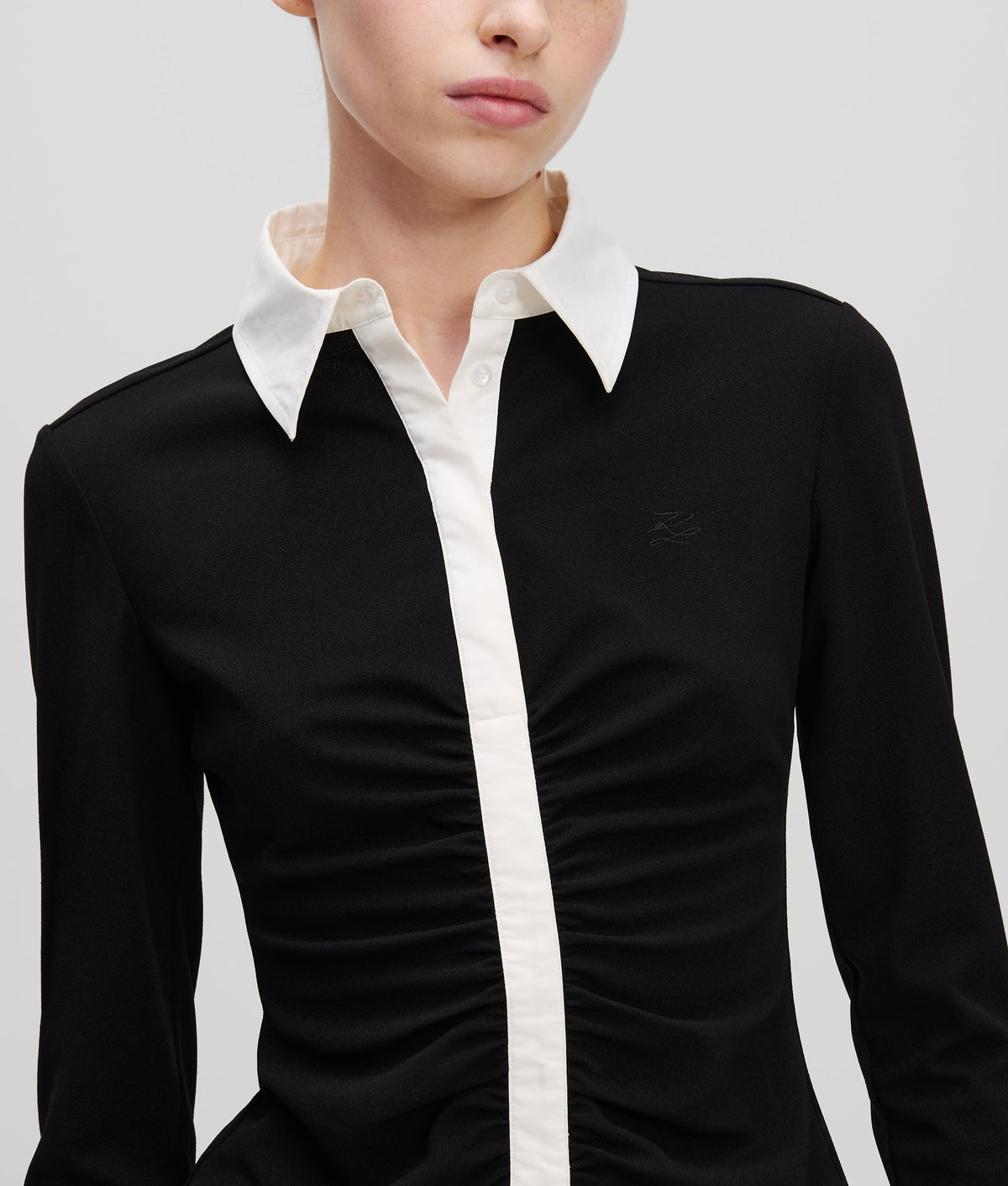 KARL ESSENTIAL LONG-SLEEVED POLO SHIRT