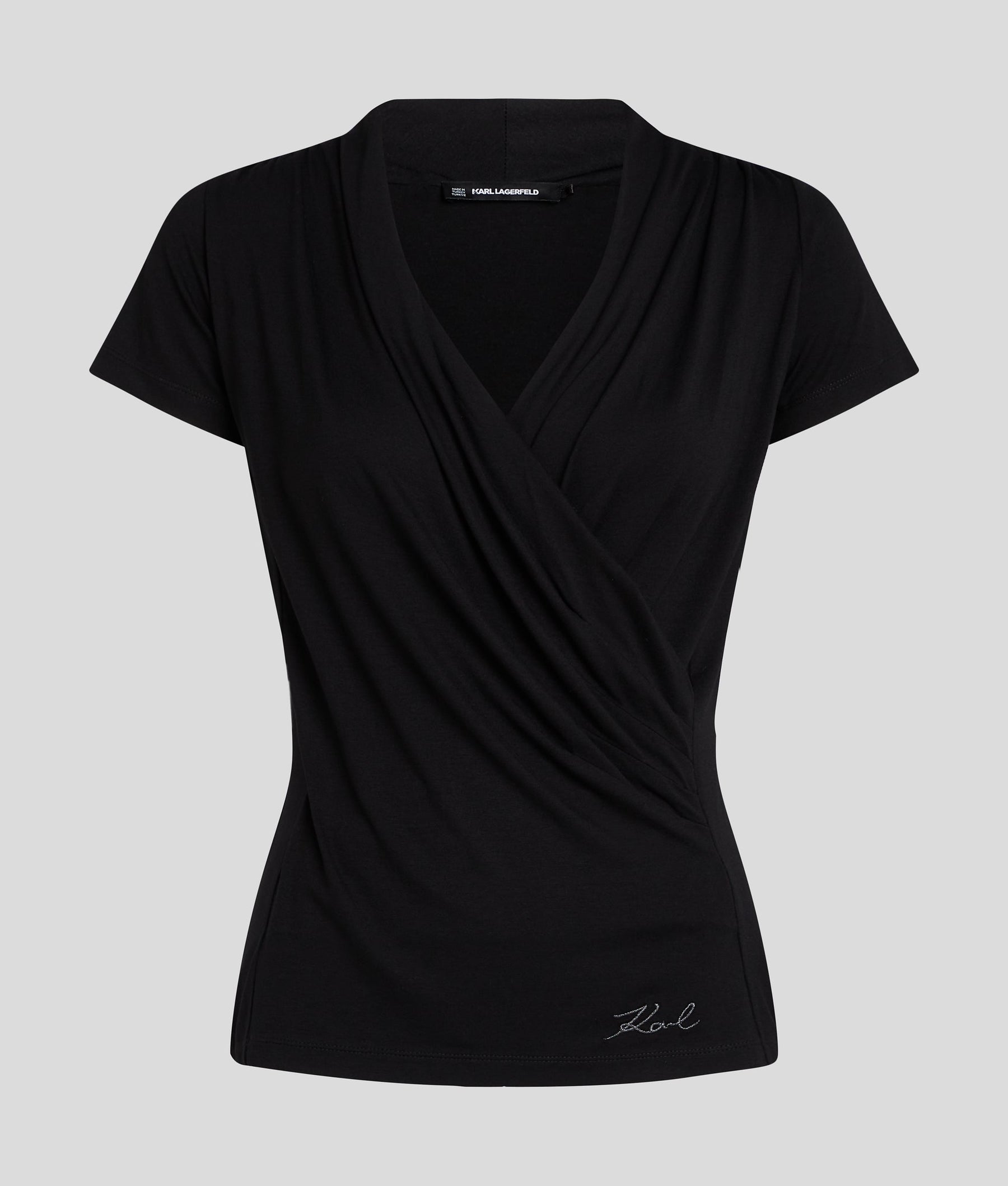 V-NECK T-SHIRT