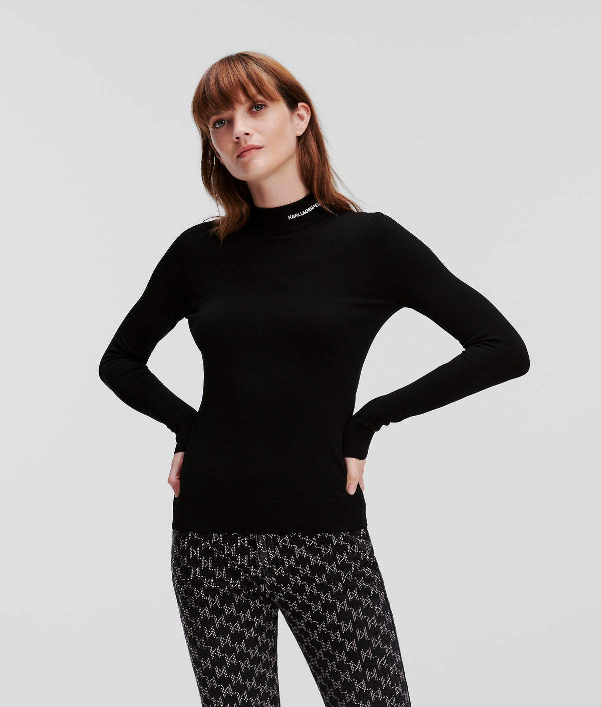 LOGO TURTLE-NECK JUMPER