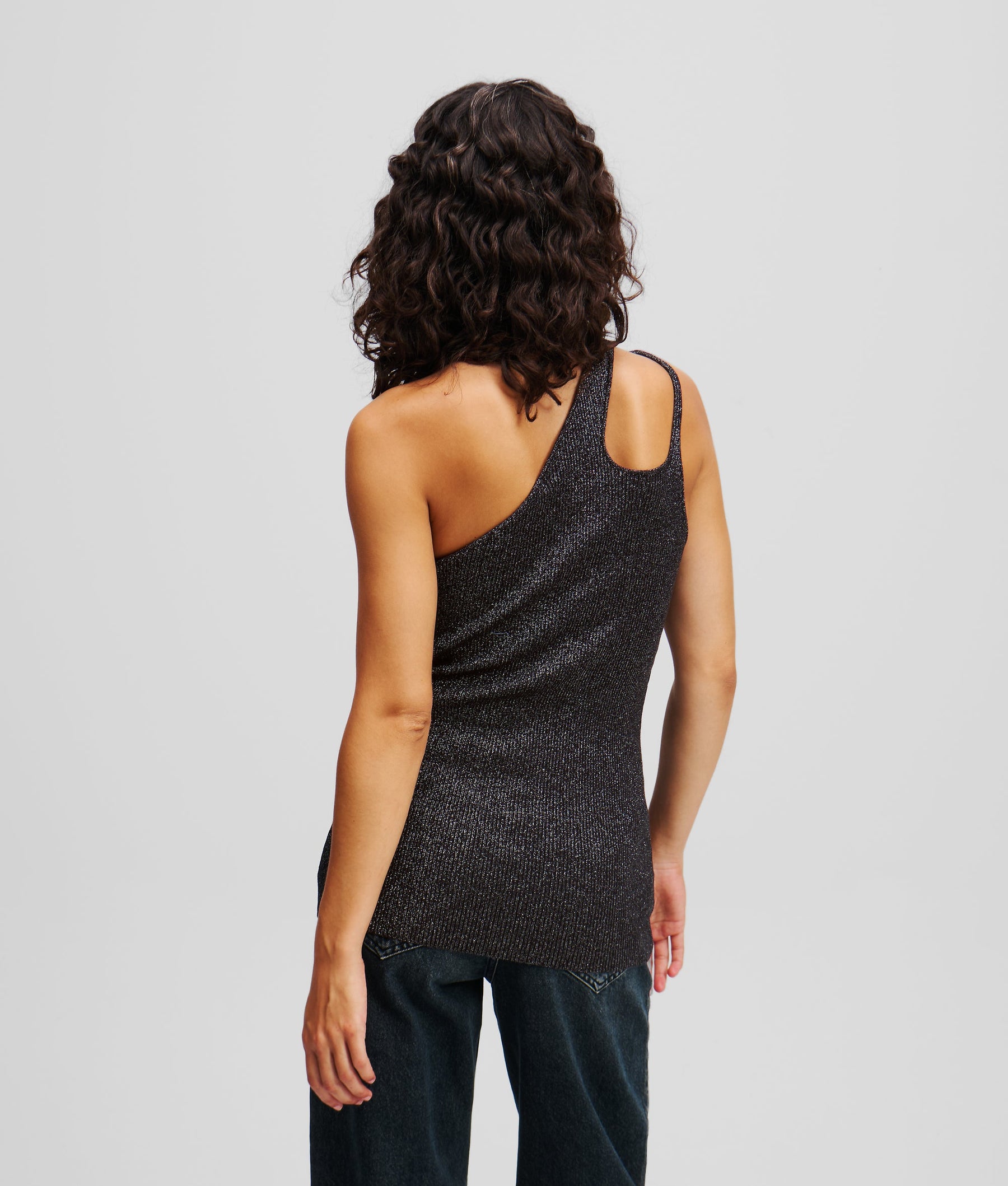 METALLIC ONE-SHOULDER TOP