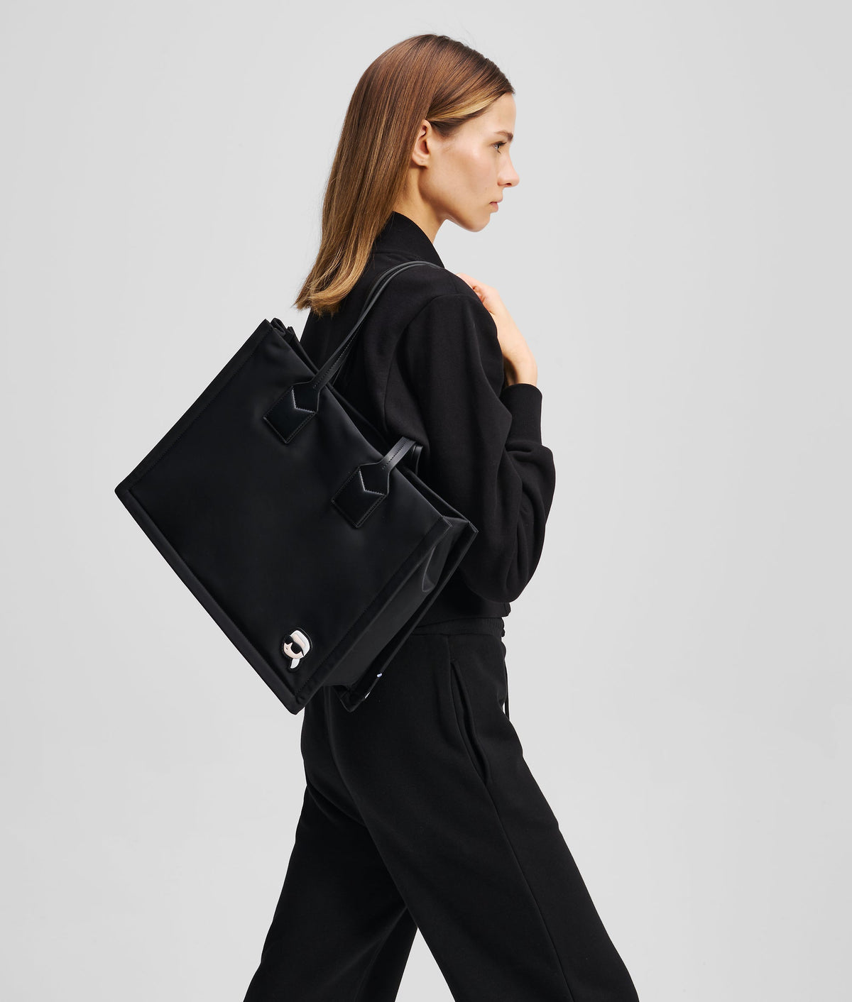 IKON NYLON MEDIUM SQUARE TOTE BAG
