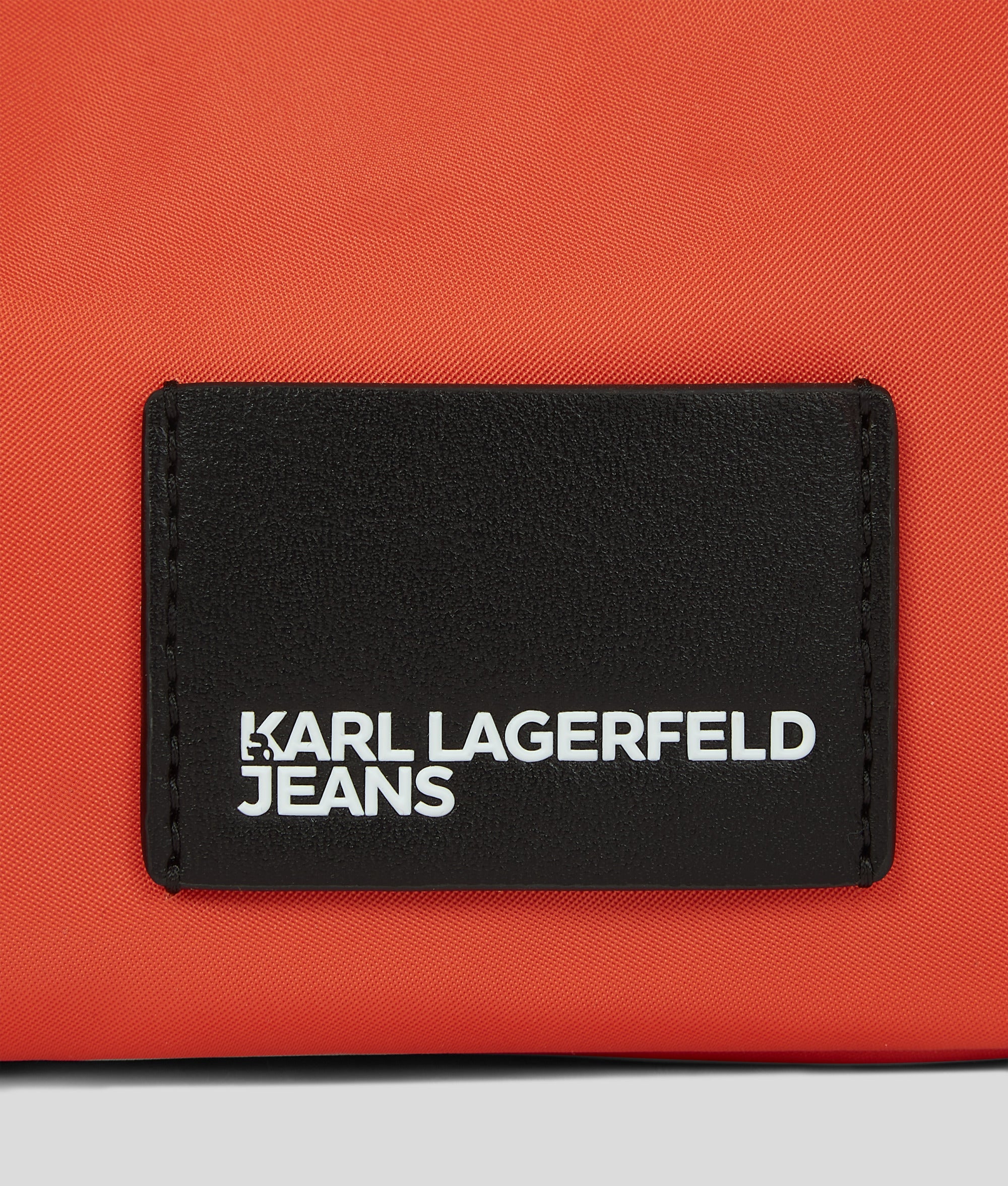 STREET NYLON SHOULDER BAG