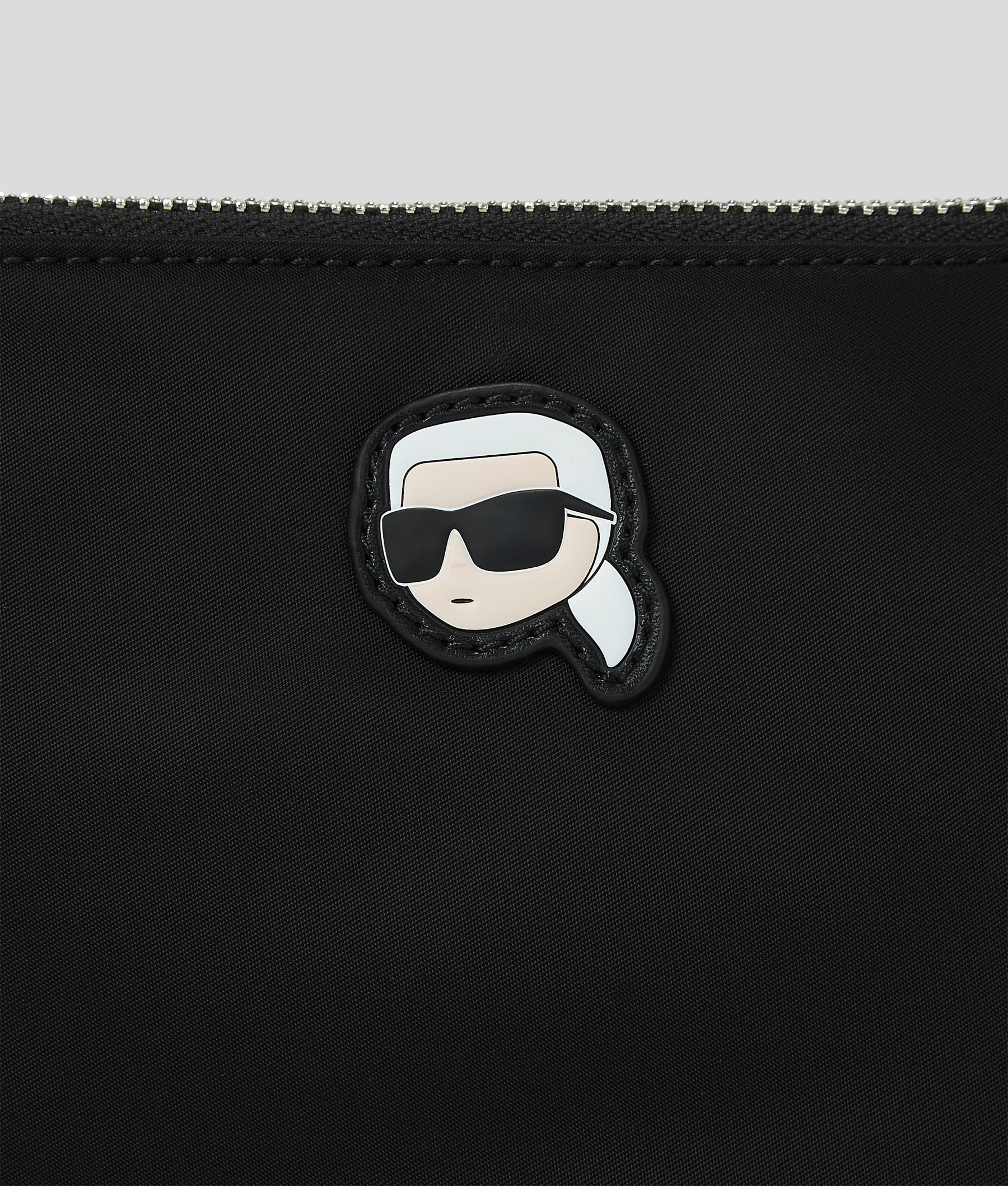 IKON NYLON SHOULDER POUCH