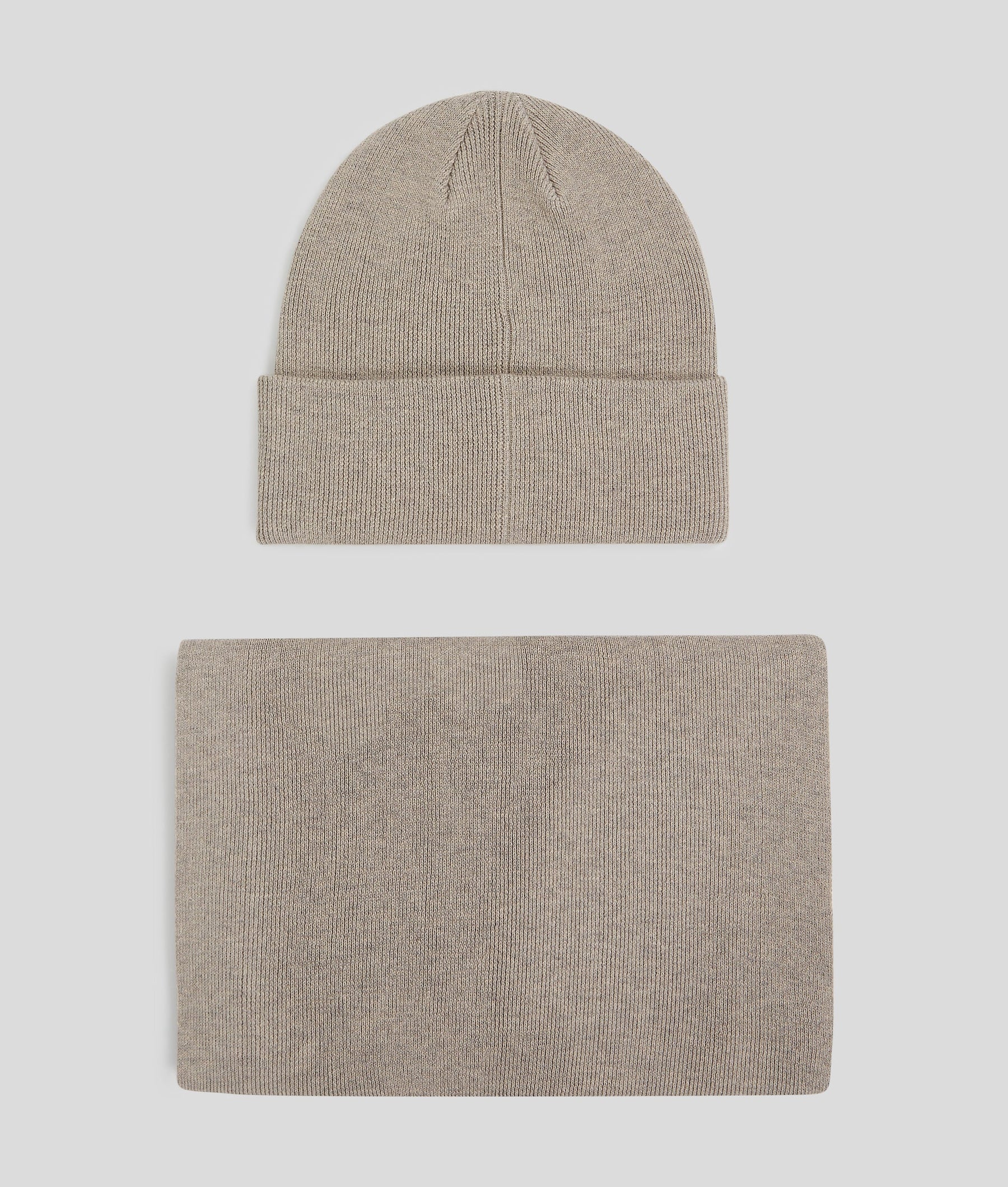 BEANIE AND SCARF GIFT SET