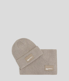 BEANIE AND SCARF GIFT SET