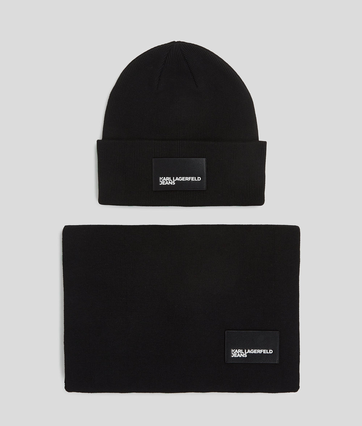 BEANIE AND SCARF GIFT SET