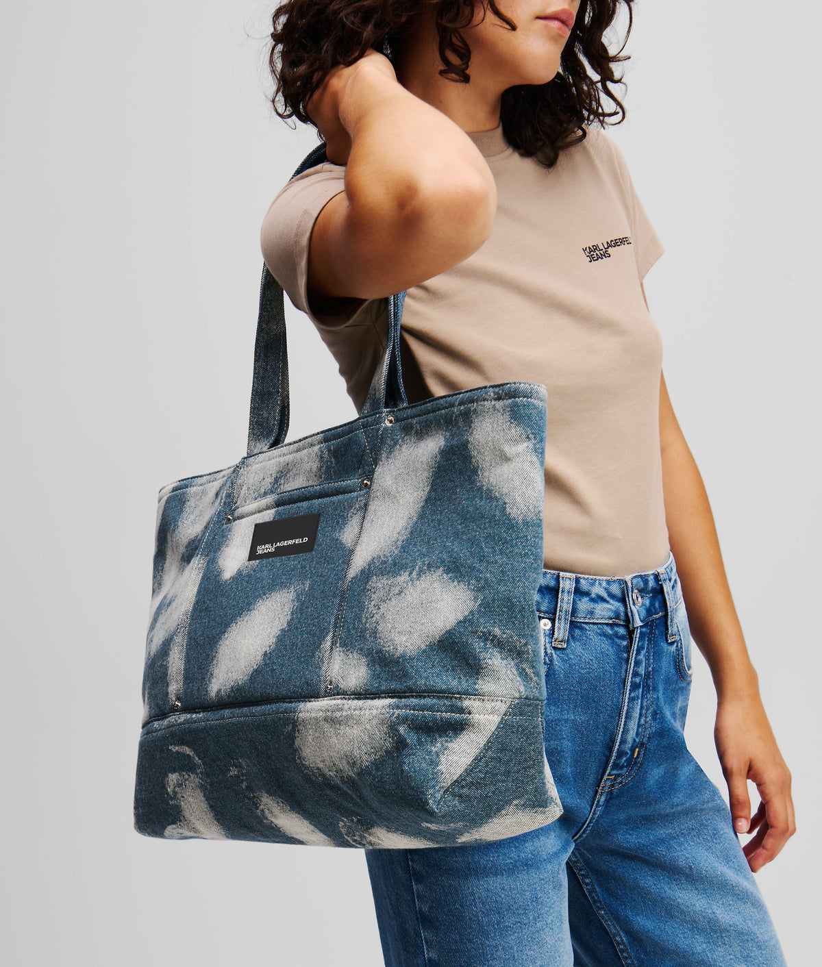 BLEACHED DENIM SHOPPER