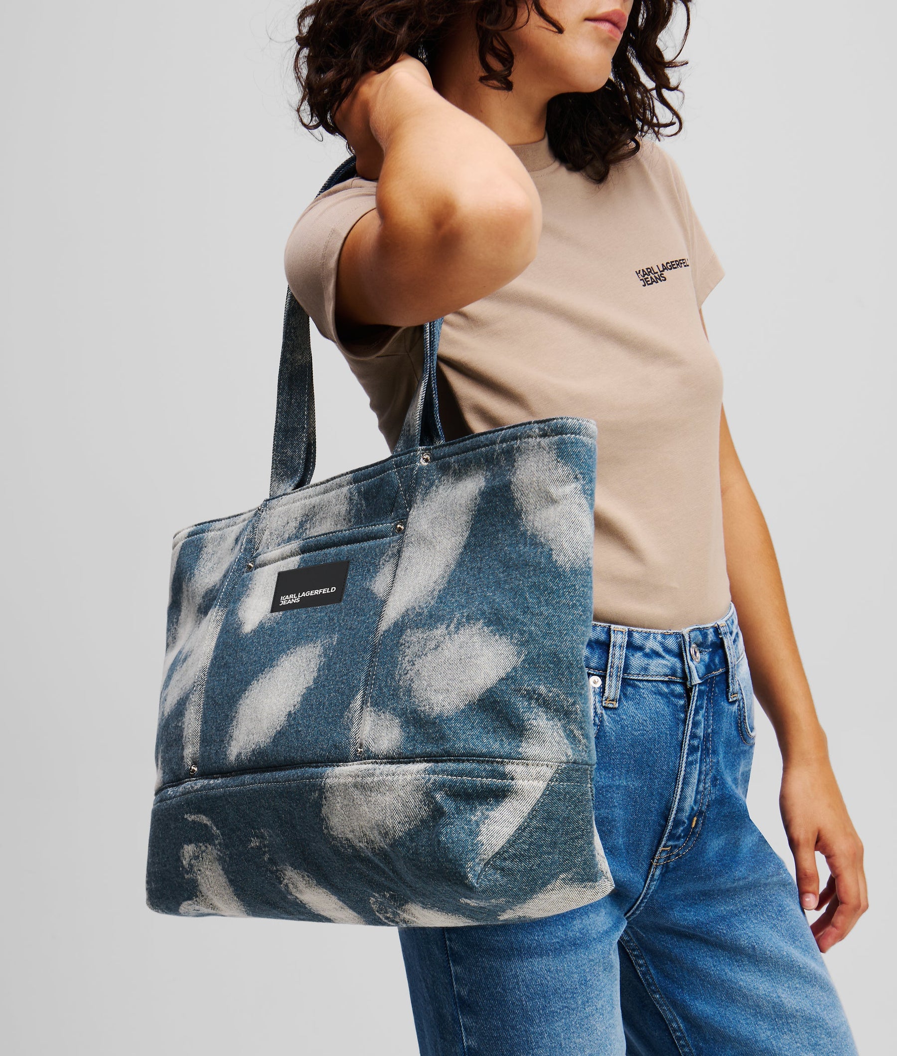 BLEACHED DENIM SHOPPER