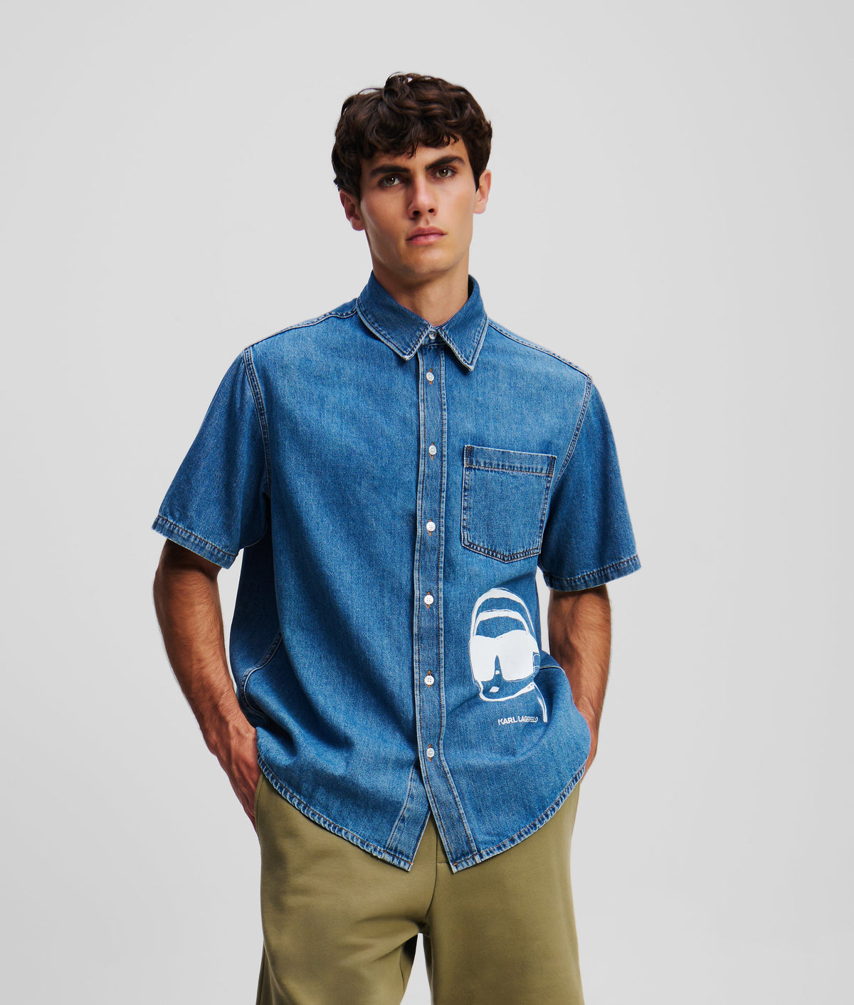 IKON SHORT-SLEEVED DENIM SHIRT