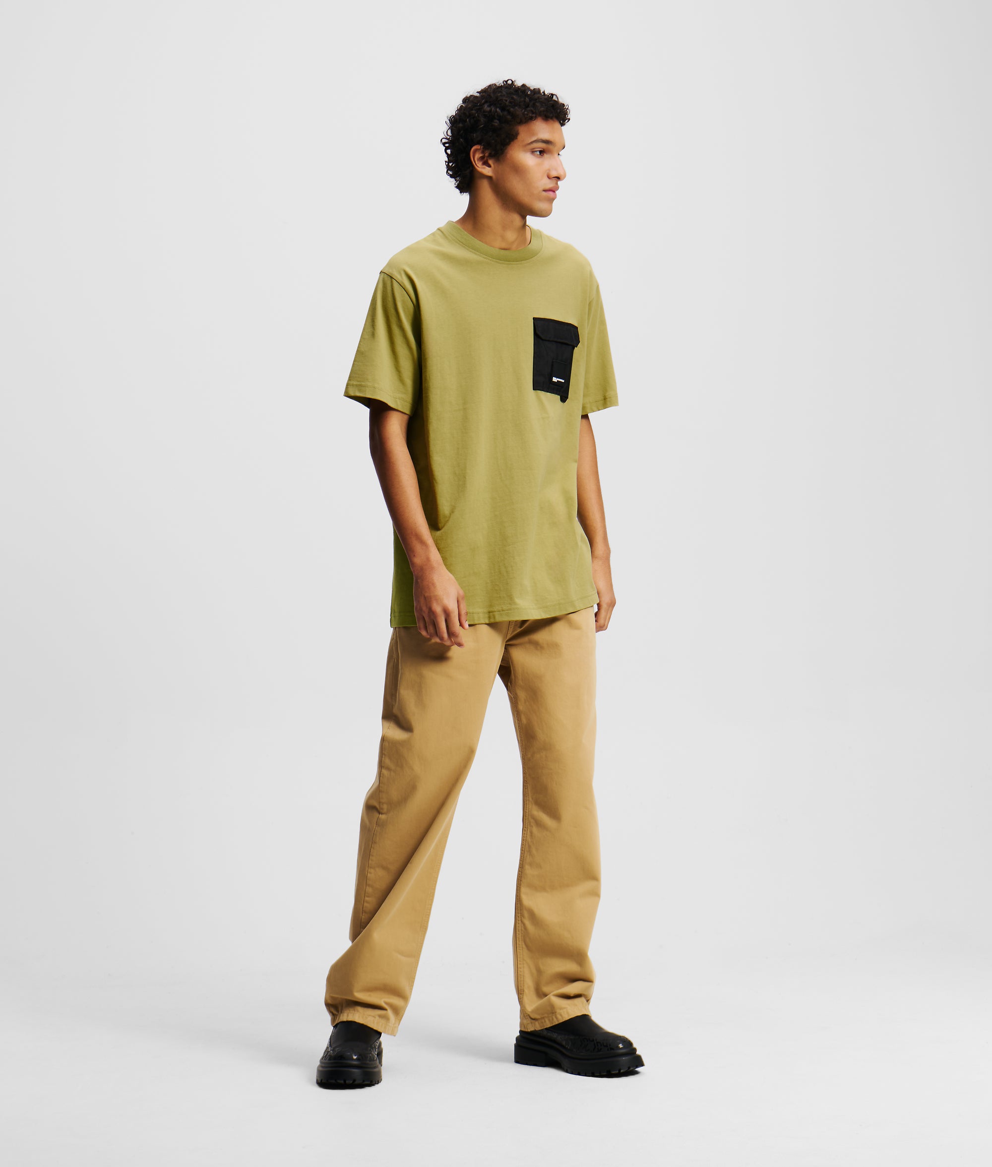 Chest pocket T-shirt