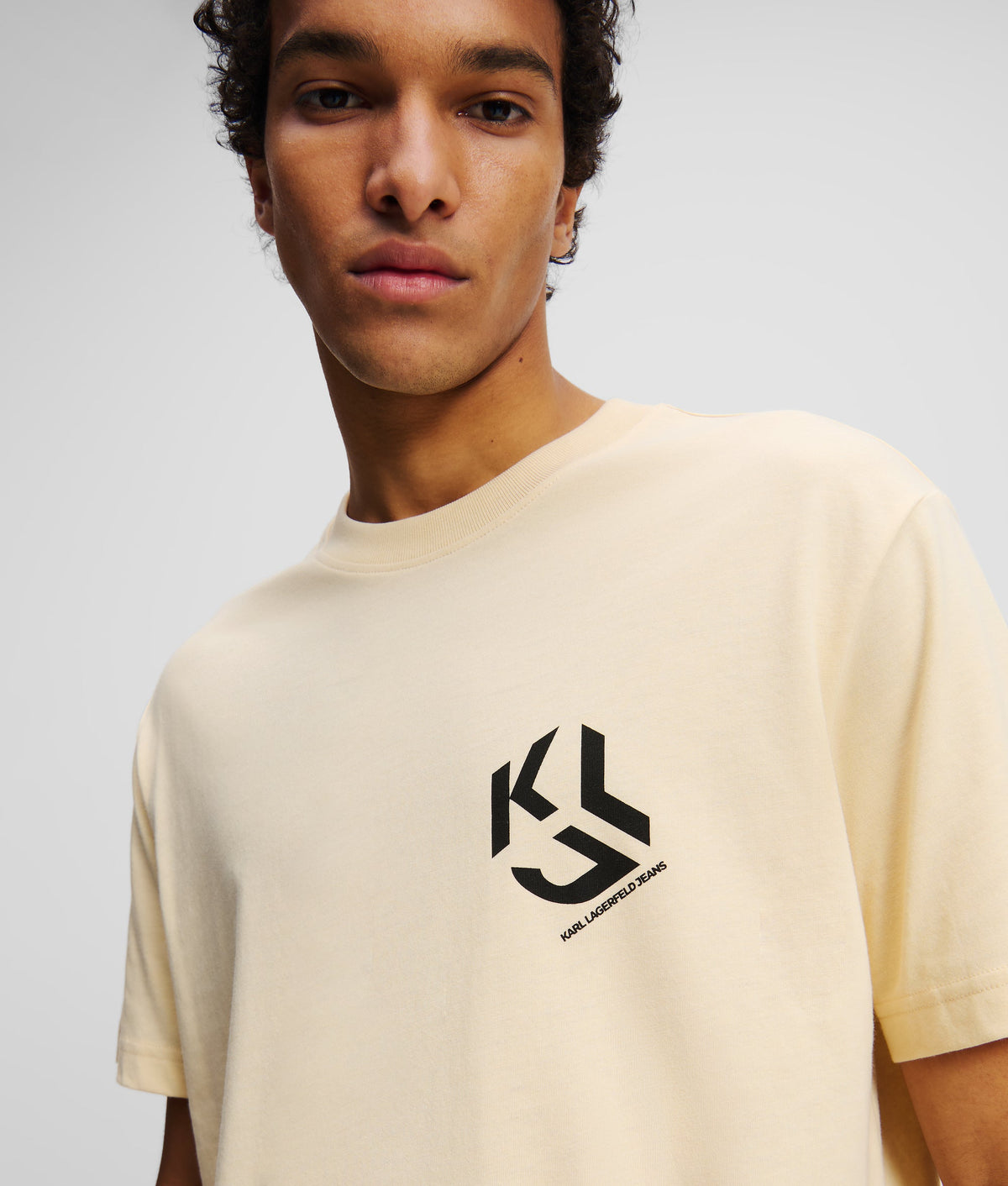 MONOGRAM T-SHIRT