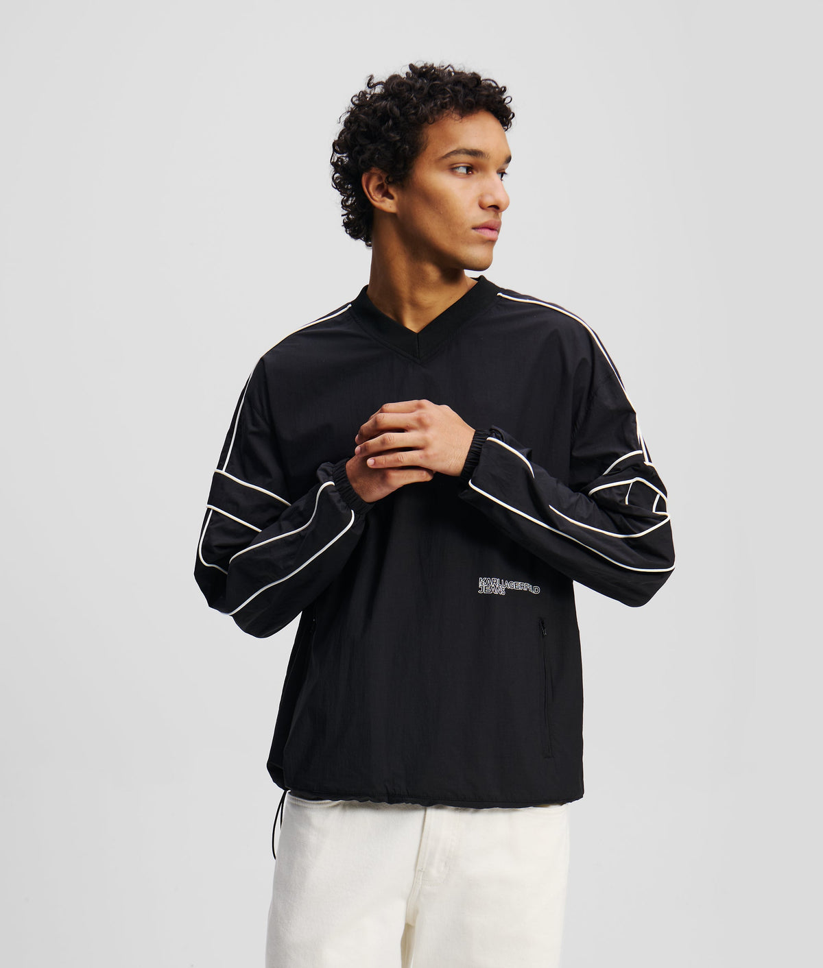 PIPING V-NECK SWEATSHIRT