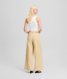 DOUBLE-PLEATED WIDE-LEG TROUSERS