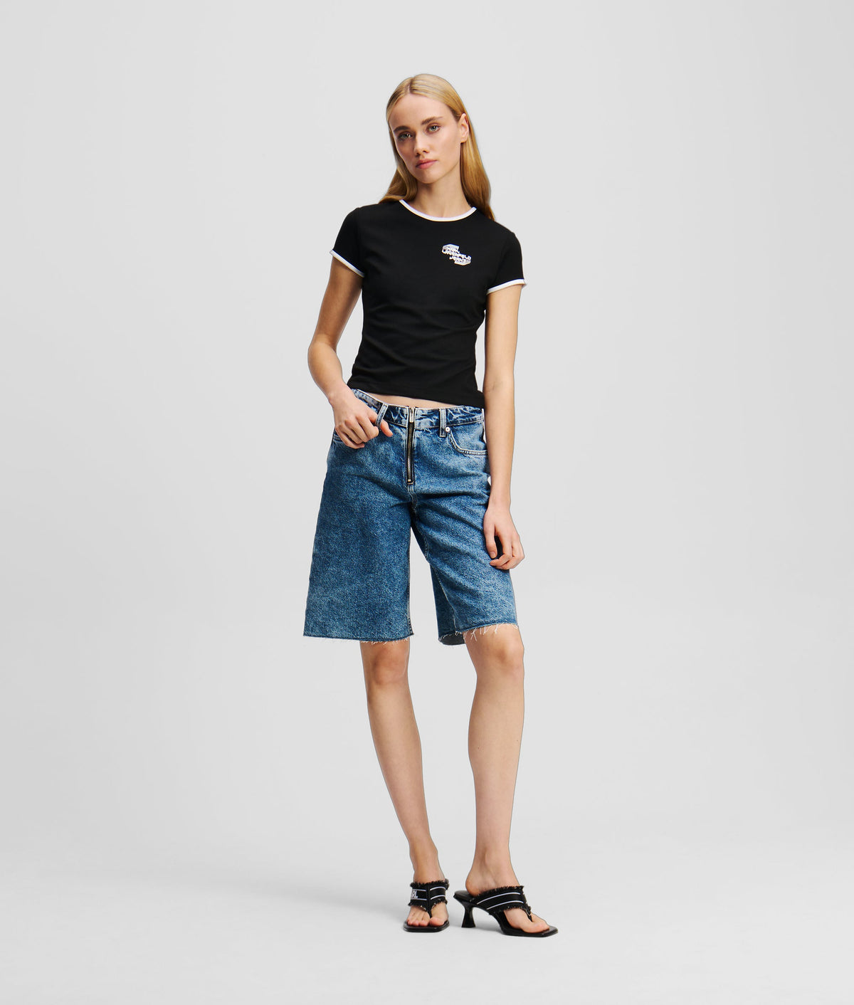 RELAXED JEANS SHORTS