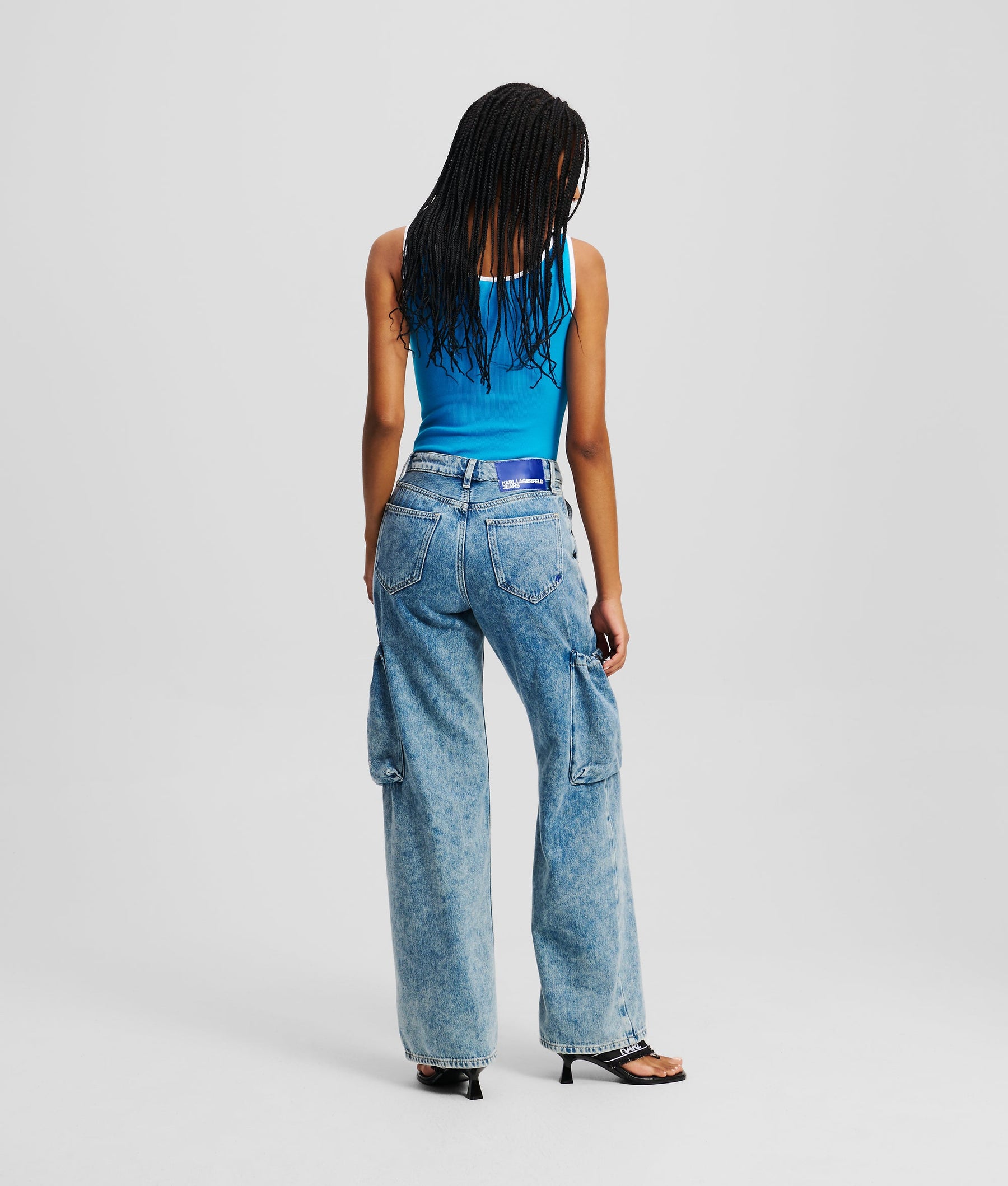 MID-RISE RELAXED UTILITY JEANS