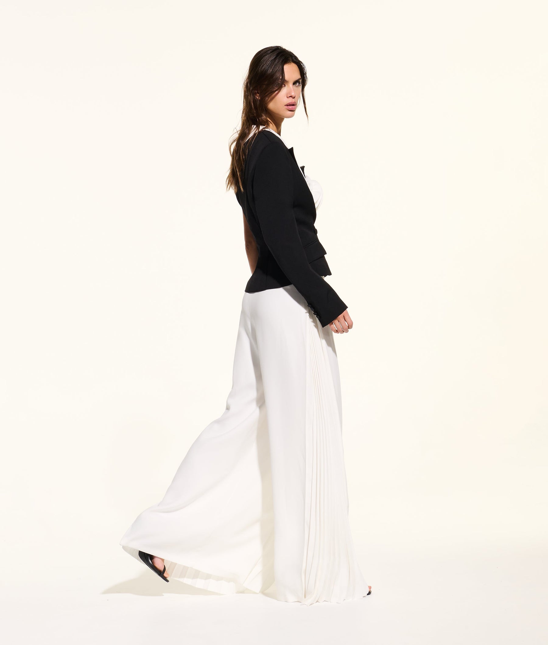 KL STUDIO PLEATED TROUSERS