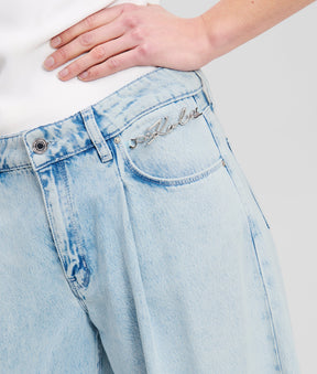MID-RISE WIDE-LEG JEANS