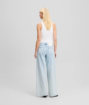 MID-RISE WIDE-LEG JEANS