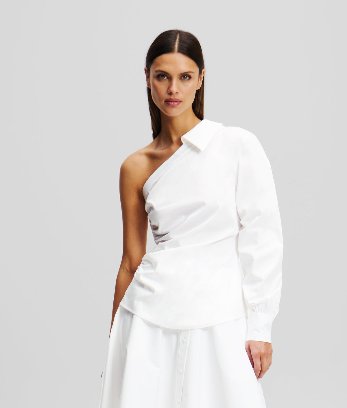 ONE-SHOULDER TOP