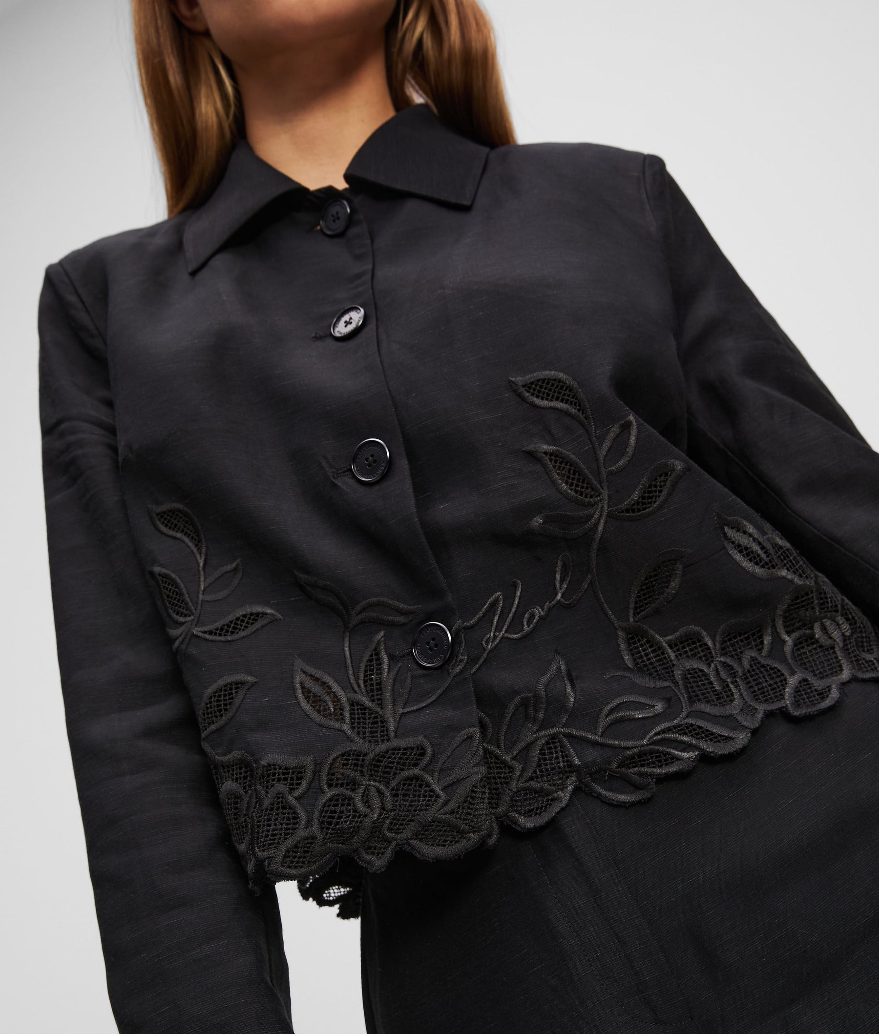 CUT-OUT EMBROIDERY JACKET