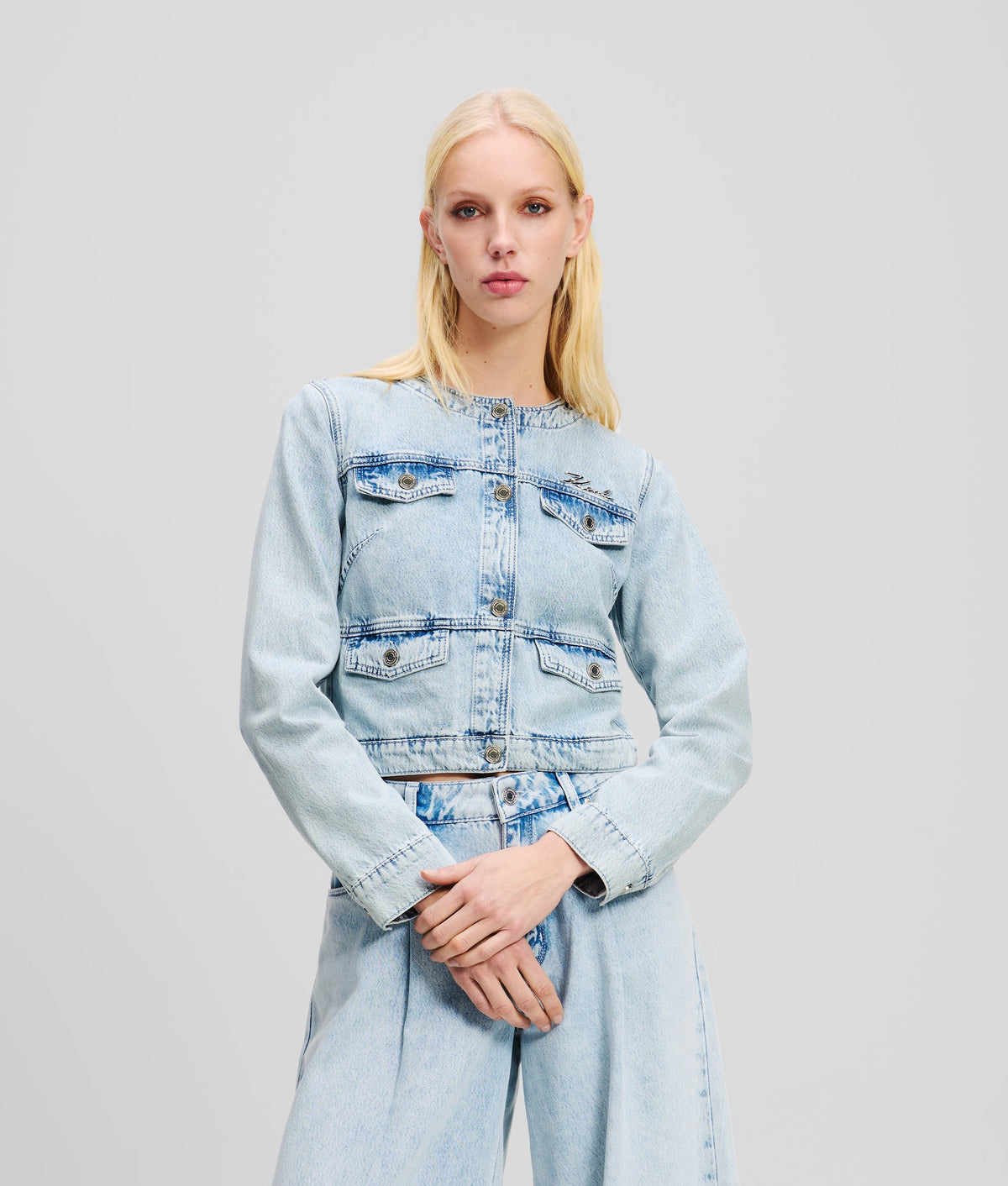 COLLARLESS JEAN JACKET