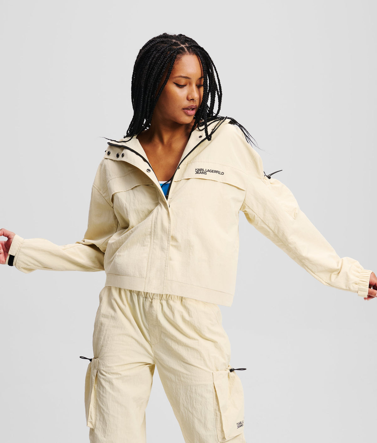 LIGHTWEIGHT JACKET