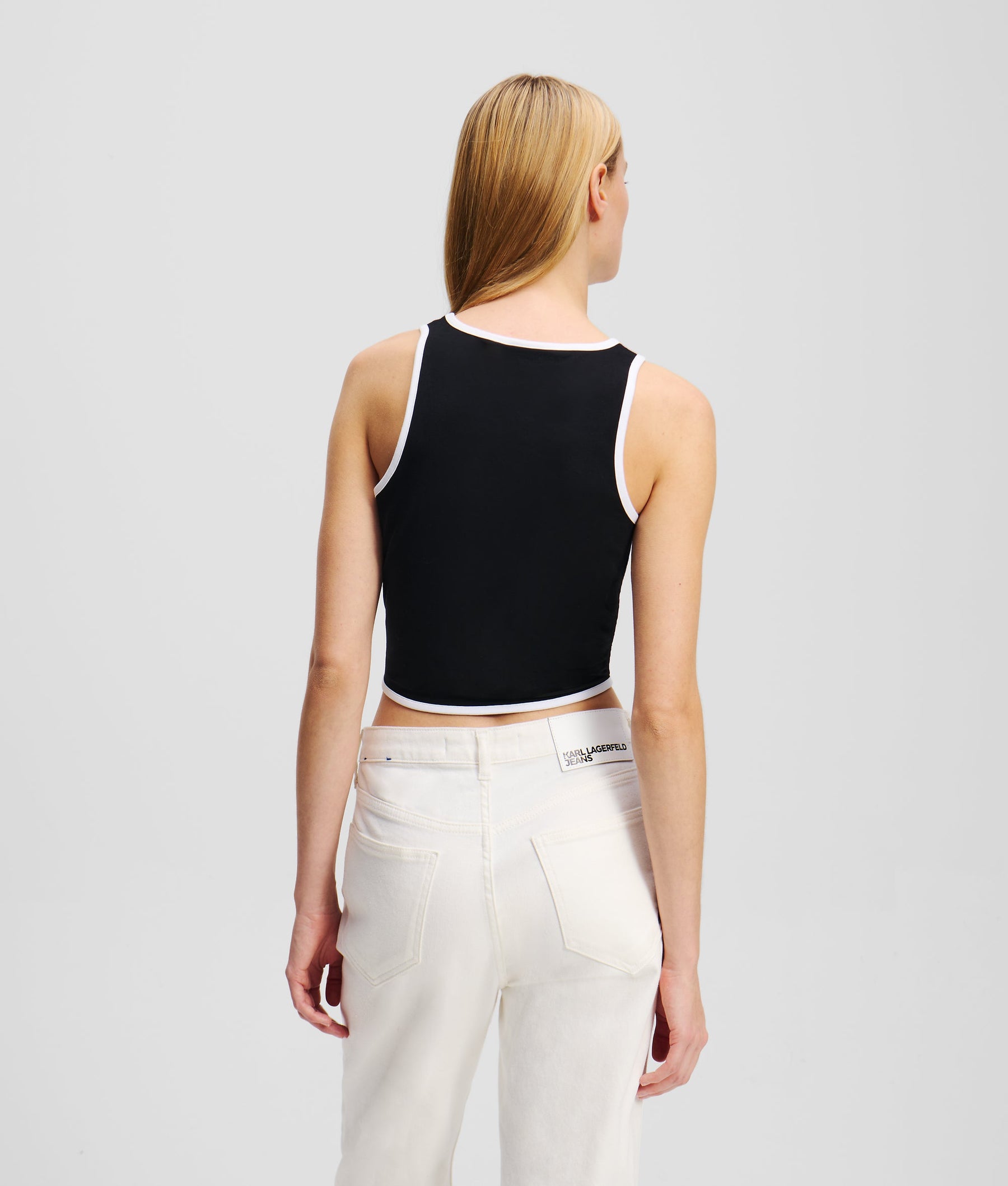 PIPING DETAIL TANK TOP