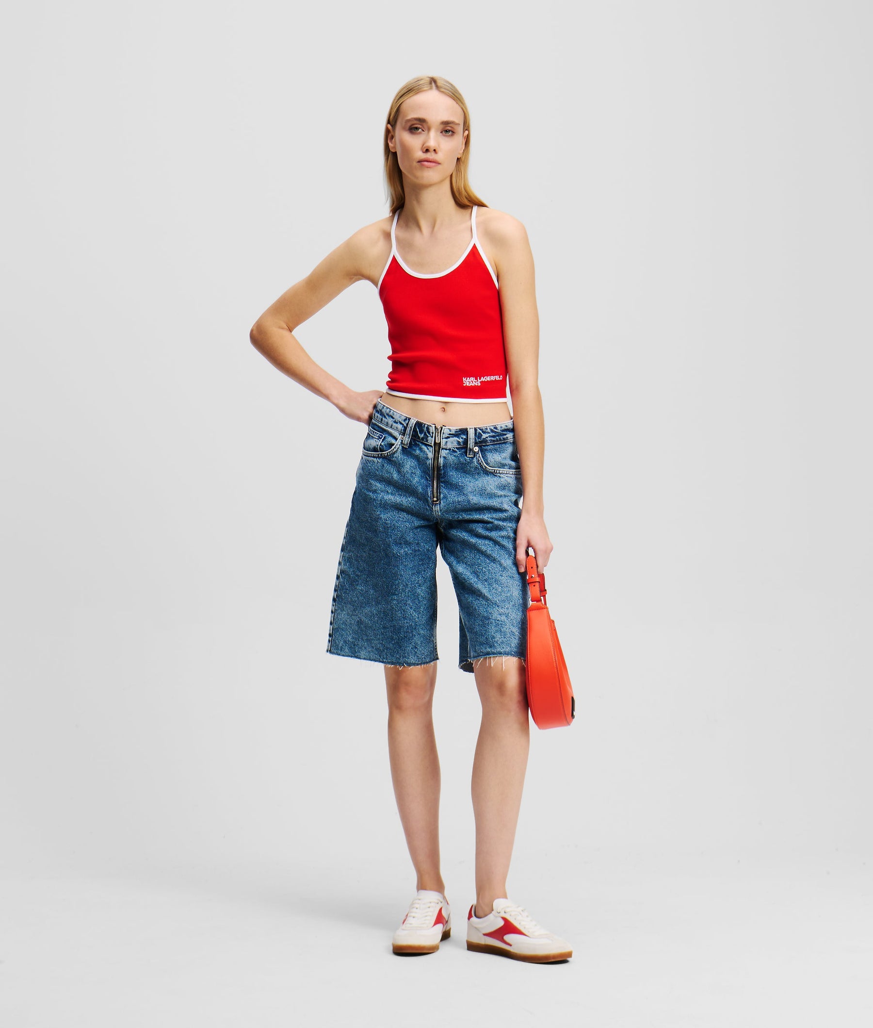 PIPING DETAIL STRAPPY TOP