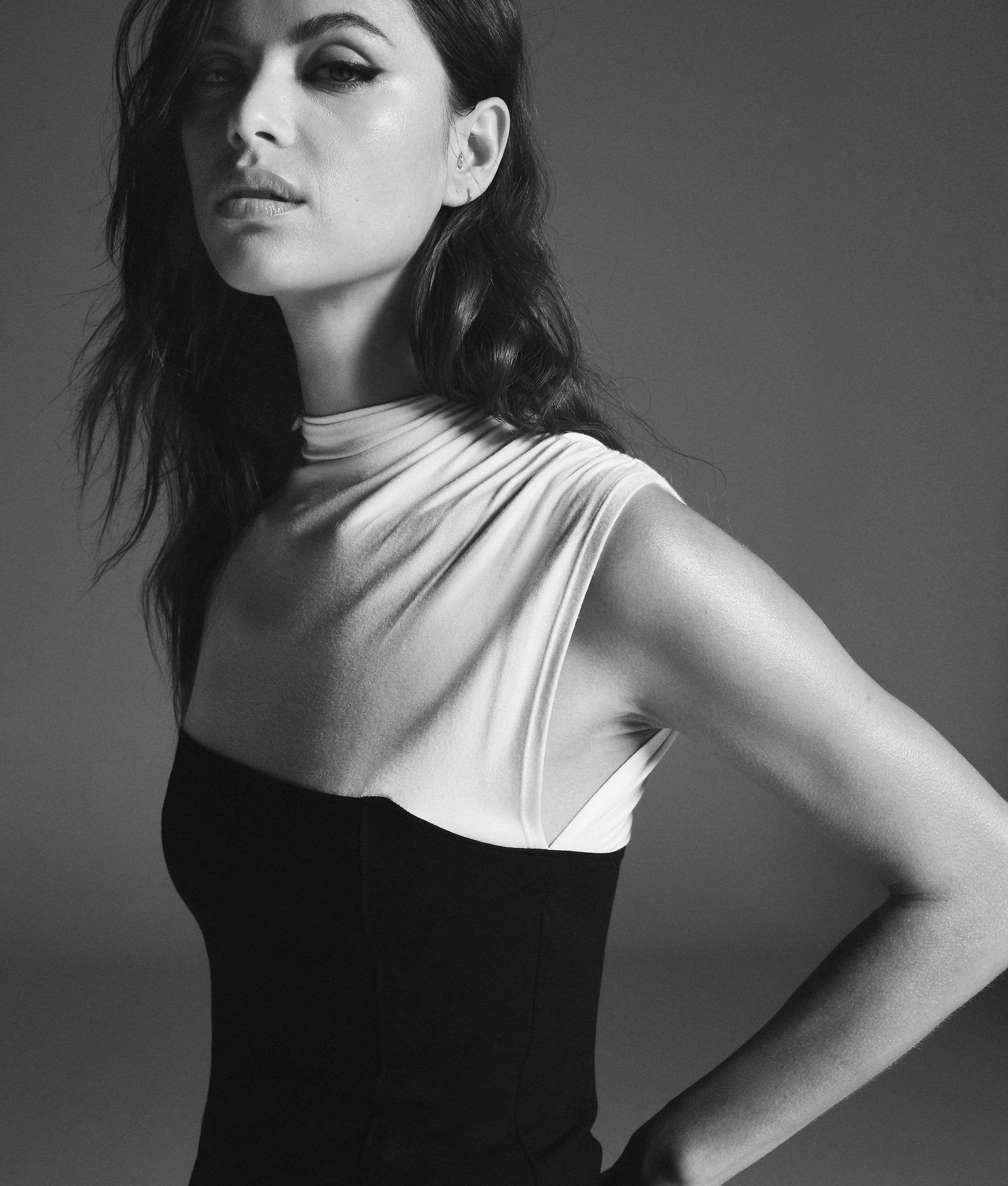 KL STUDIO FABRIC MIX T-SHIRT