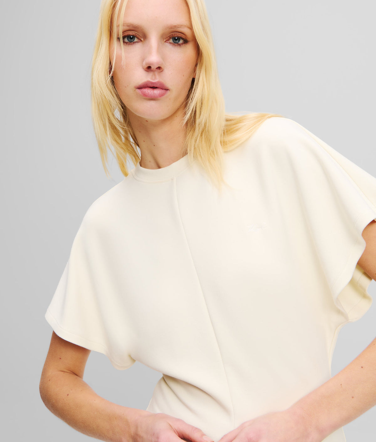 FLUID T-SHIRT