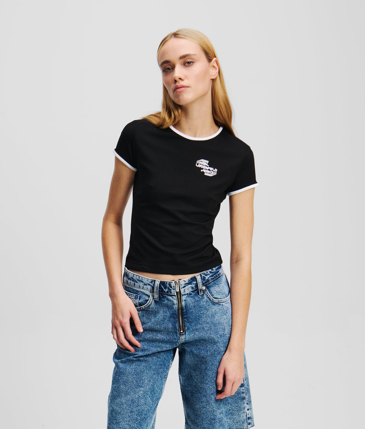 CAP-SLEEVE T-SHIRT