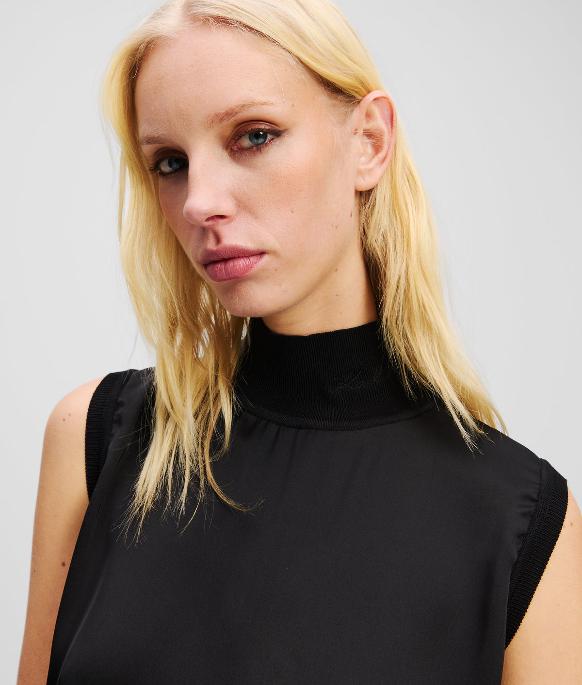 SLEEVELESS SATIN TOP