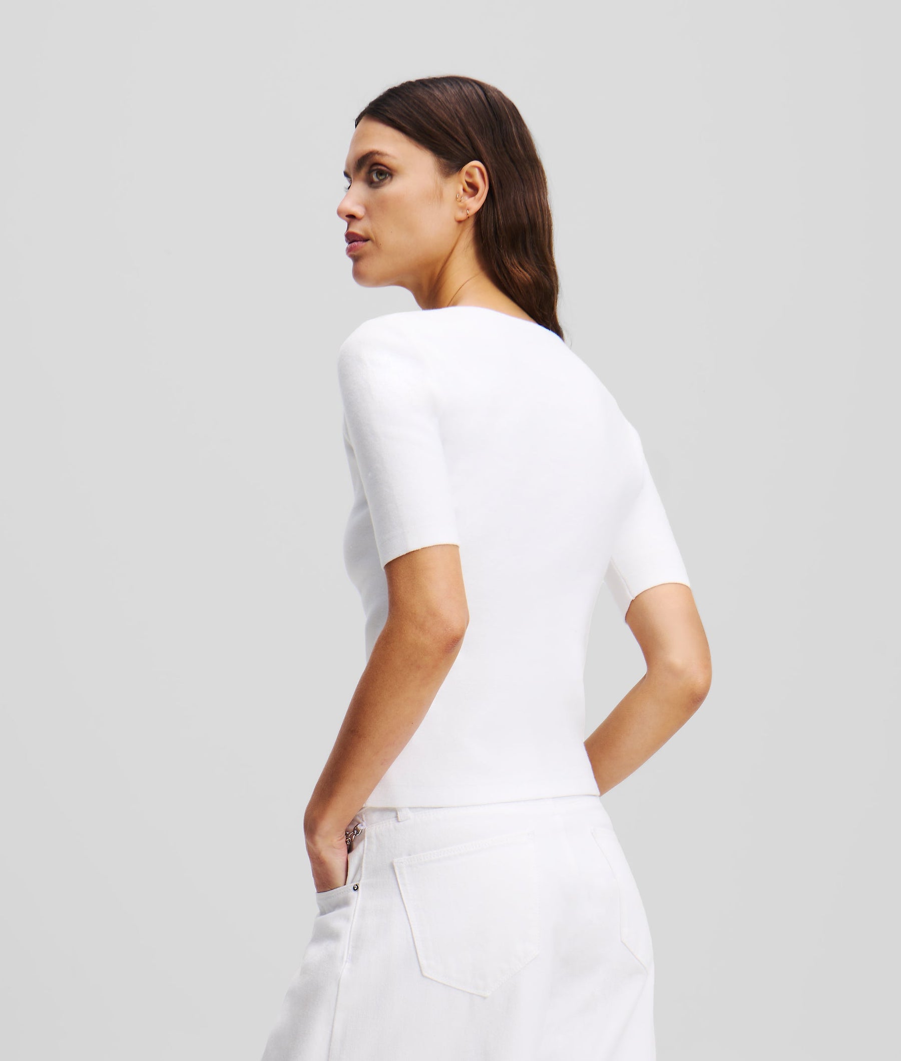 SIGNATURE CHARM KNIT TOP