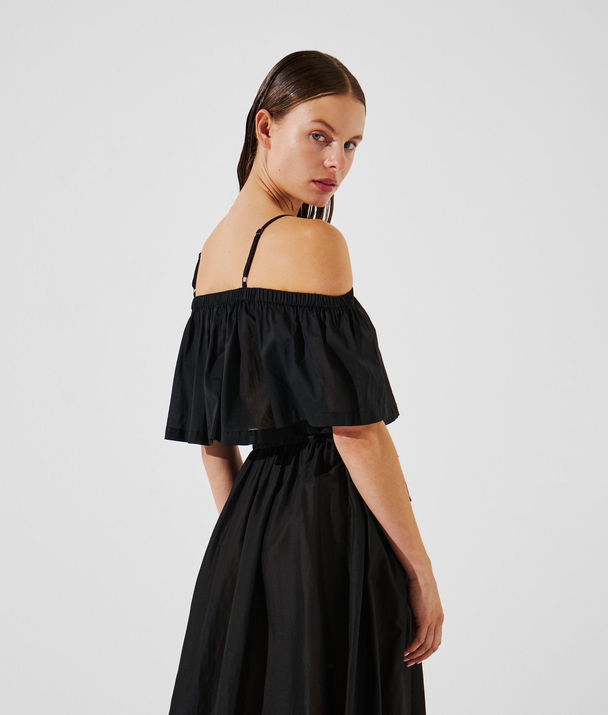OFF-SHOULDER CROPPED BEACH TOP